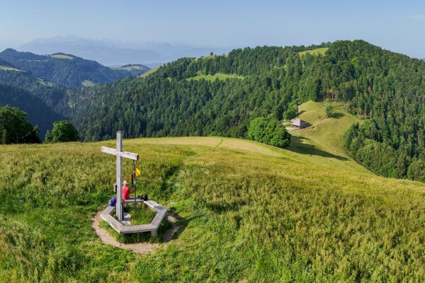 TOP 10: SONNIGE HÖHEN, SCHATTIGE TÄLER
